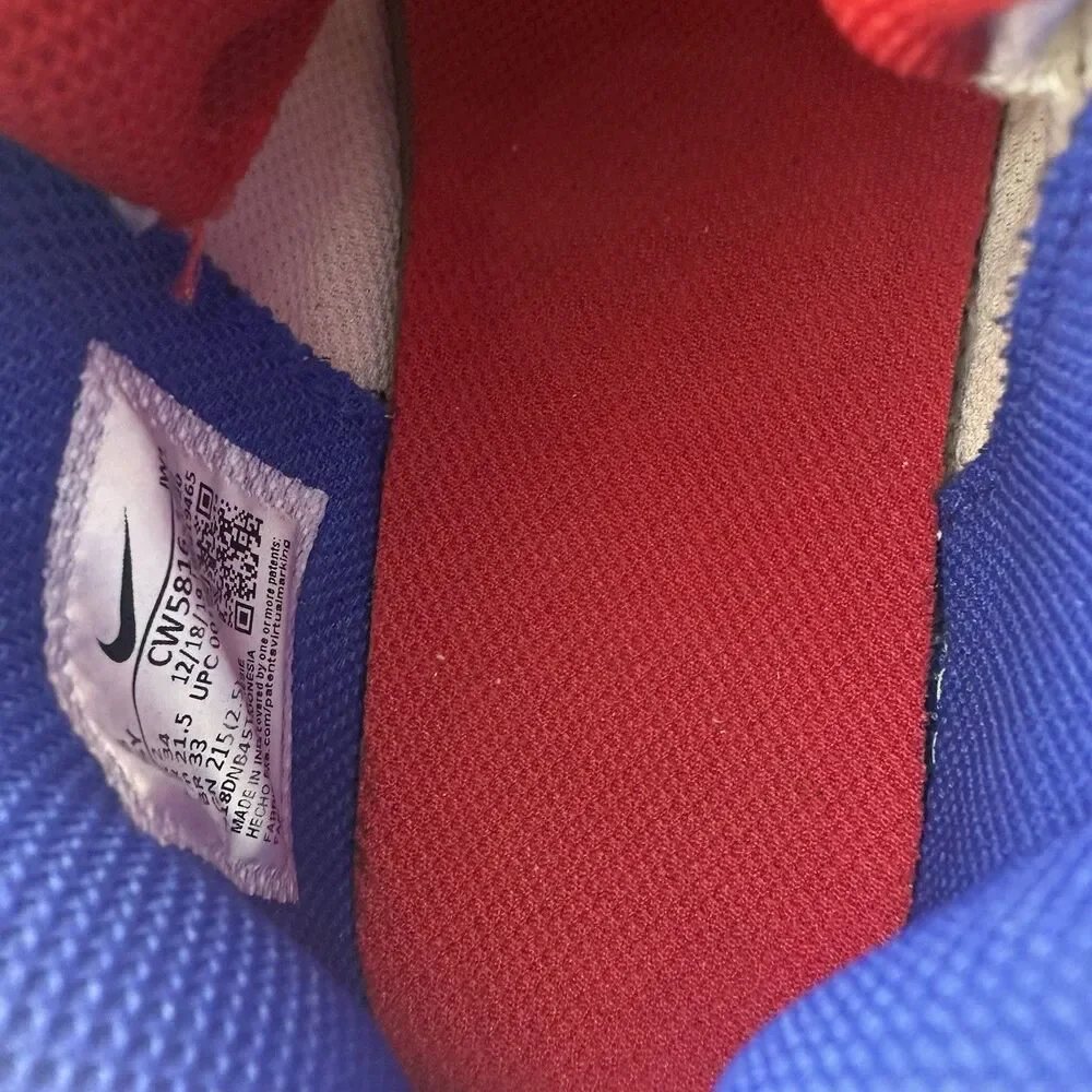Nike Team Hustle Basketball Shoes Size US 2.5Y Red White Blue CW5816-100